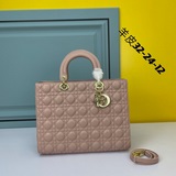 Dior Lady Сумка Lady Dior с семью клапанами, 32 см.