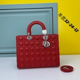 Dior Lady Сумка Lady Dior с семью клапанами, 32 см.