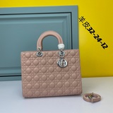 Dior Lady Сумка Lady Dior с семью клапанами, 32 см.