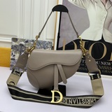 【Серия Dior saddle с отпечатками ладоней】 【В комплекте с фирменной коробкой】 Бол