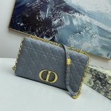 Сумка D1OR 2023 CARO BAG с коробкой — это действительно незаменимый аксессуар! Н