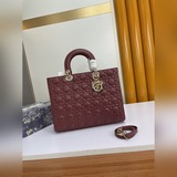 Dior Lady Сумка Lady Dior с семью клапанами, 32 см.