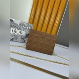 Dior [Вау] [Вау] Новая модная сумка Dior с цепочкой, изящная и компактная, с ори