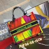 В комплекте с шарфом, шелковым принтом, Dior, новейшая модель ранней весны, сумк