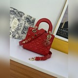День влюбленных Lady Dior Mini lady classic серия Диана всегда была.