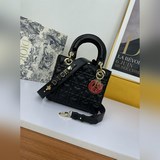 День влюбленных Lady Dior Mini lady classic серия Диана всегда была.