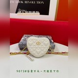 День влюбленных [С индивидуальным сердечком] Сумка Dior Lady Dior в форме сердца