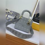 Светло-золотой 【Серия вышивок Lady D】 Новейшая серия M8002, вдохновленная природ