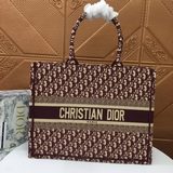 Новейшая весенняя коллекция Dior： сумка-шоппер, сумка через плечо, официальная к