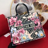 Новейшая весенняя коллекция Dior： сумка-шоппер, сумка через плечо, официальная к