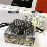 Сумка Dior BOBBY 2023, новая модель ранней осени, в стиле ретро, с жесткой струк
