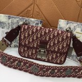 Оригинальная коробка, новая зимняя модель! Каждая деталь тщательно продумана... 