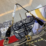 Высокое качество Сумка Di0r Saddle в стиле ретро возвращается в моду. Это популя