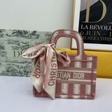 Подарочный шарф (комбинация шарфов выбирается случайным образом) 【Di0r Book Tote