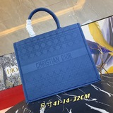 Большая сумка для покупок Dior с узором в виде ромбов! Новинка в магазинах Dior!