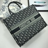 Новая коллекция Dior ранней весны. Сумка для покупок, одноплечевая сумка из офиц