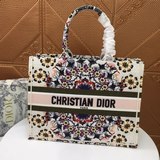 Новейшая весенняя коллекция Dior： сумка-шоппер, сумка через плечо, официальная к