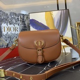 Популярная модель D10R BOBBY. Эта сумка BOBBY привлекает внимание своим современ