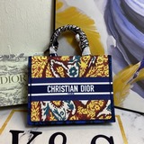 В комплекте с шарфом, шелкография, Dior, новейшая модель ранней весны, сумка для