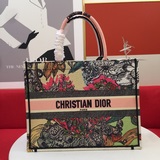 Большая сумка для покупок от Dior, новая модель! Одновременное обновление в мага