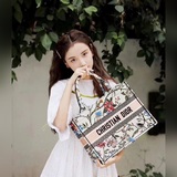 【Оригинал】 Большой размер 【Di0r Book Tote】 Большинство людей, покупающих предмет