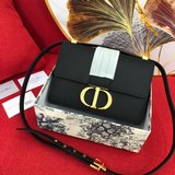 Оригинальная сумка Dior из брезента с вышивкой, аналогичная модели Baby. Оригина