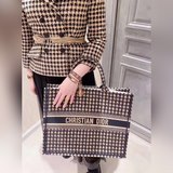 【Оригинальное качество вышивки】 Dior, новейшая модель ранней весны, сумка для по