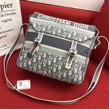 【19ss dior camp Новая сумка почтальона】 Ретро-принт Dior появился еще в прошлом 