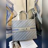 【Популярный товар】 Di0r Book Tote Большинство людей, покупающих товары роскошных