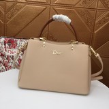 Новые летние модели нестандартной формы и цветовых сочетаний [Dior] Классика воз