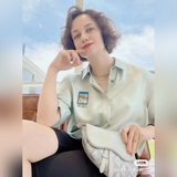 Сумка-седло в классическом фасоне от Dior HOG, украшенная узором cd diamond, вдо