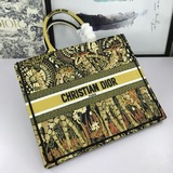 Новая модель Dior ранней весны. Сумка для покупок, одноплечевая сумка из официал