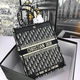 Вышитый покерный дизайн, новейшая весенняя коллекция Dior, сумка для покупок, од