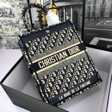 Вышитый покерный дизайн, новейшая весенняя коллекция Dior, сумка для покупок, су