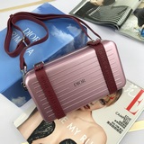 & RIMOWA совместная ограниченная серия небольших чемоданов уже в продаже! С 