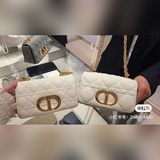 di.or caro средний размер 25,5 см Сумка из кожи быка, украшенная фирменным плете