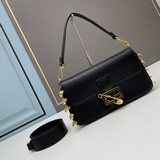 Fendi X VARSACE Коллекция взаимозаменяемых изделий. Сумка-багет с металлической 