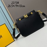 Новая сумка Fendi Touch Новая сумка Fendi Touch — модная и элегантная.