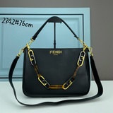 Новая сумка Fendi o’lock swing большого размера на официальном сайте Fendi. Благ