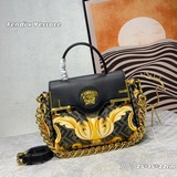 Специальная коллекция Fendace уже в наличии! Сумка из серии Versace by Fendi с э
