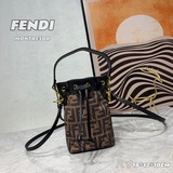 Официальный сайт MM, официальный сайт FENDI, новейшая сумка MONTRESOR с узором в