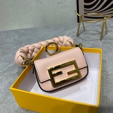FD lconic сумка-батон с откидной крышкой и магнитной застежкой с крупным логотип