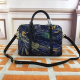 [Отправить] Новая сумка-подушка от Fendi. Для покупок или поездки на выходные. В