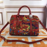 [Отправить] Новая сумка-подушка от Fendi. Для покупок или поездки на выходные. В