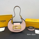 Новая сумка Fendi из рога на раннюю весну 2023 года： подходит для любого времени