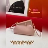 Горячая предпродажа... Новейшая модель Fendi First уже в продаже по всему интерн