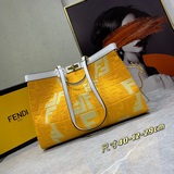 Сумка Peekaboo X-Tote уже в наличии! Летняя коллекция Fendi Vertigo.