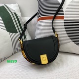 FENDI 2023 весна-лето коллекция сумок-седлов. Высококачественная кожа в компактн