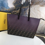 [Отправить] Новая сумка FENDI с электрооптическим принтом Здравствуйте. Представ
