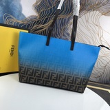 [Отправить] Новая сумка FENDI с электрооптическим принтом Здравствуйте. Представ